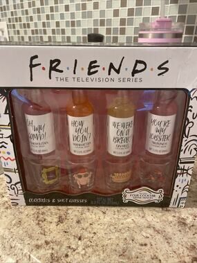 Friends the television series shot glasses and mixes collection set